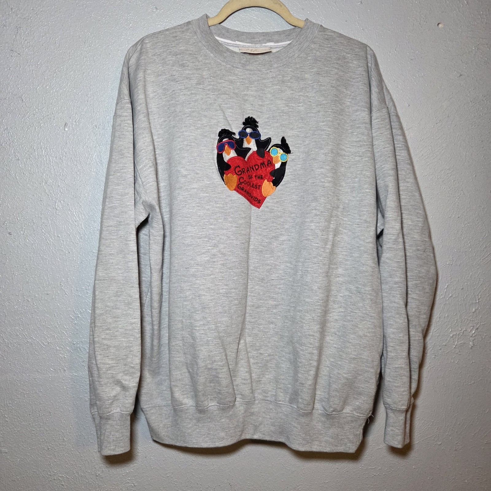 Vintage 1990s Penguin Embroidered Grandma Crewneck Sweatshirt Size XL Gray