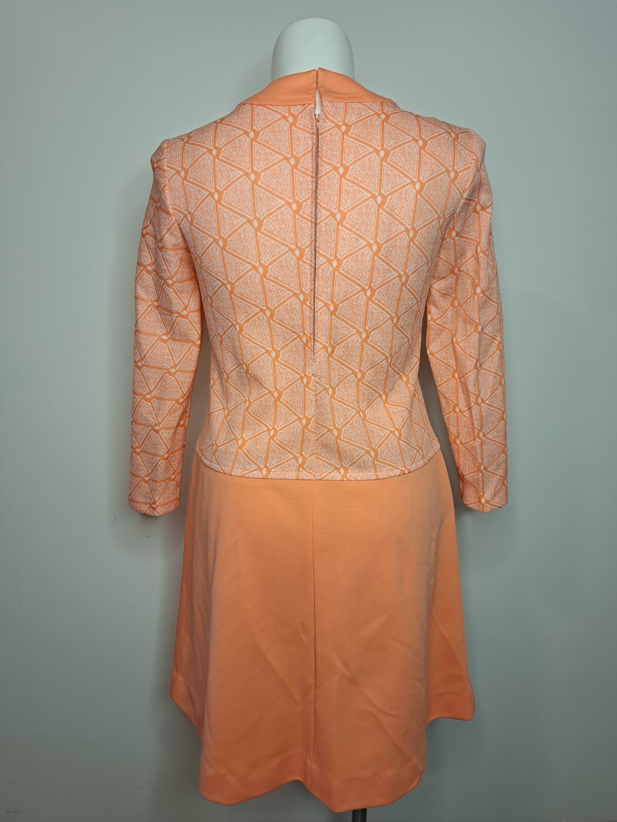 70s Handmade Shift Dress Orange White Double-knit Long Sleeve Back Zip 12