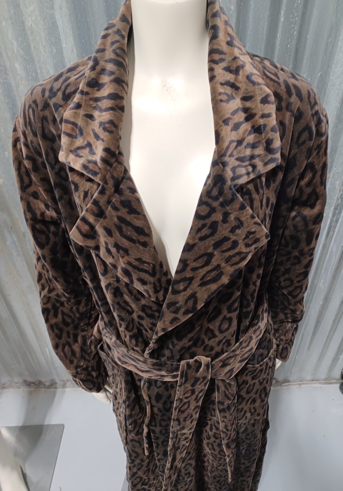 Vintage 1970s Neiman Marcus Diamond Tea Cheetah Print Housecoat/Robe w/Tags
