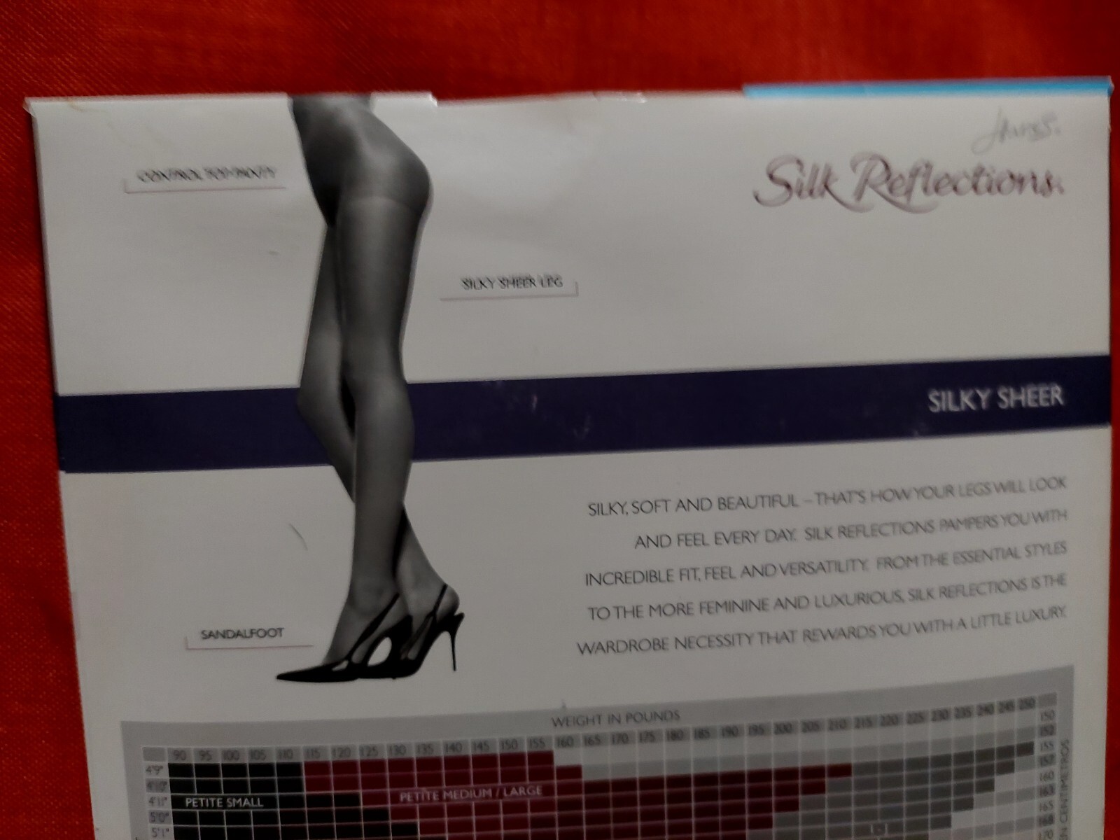 Vintage Pantyhose Hanes Silk Reflections Color Town Taupe Size C-D BDR4