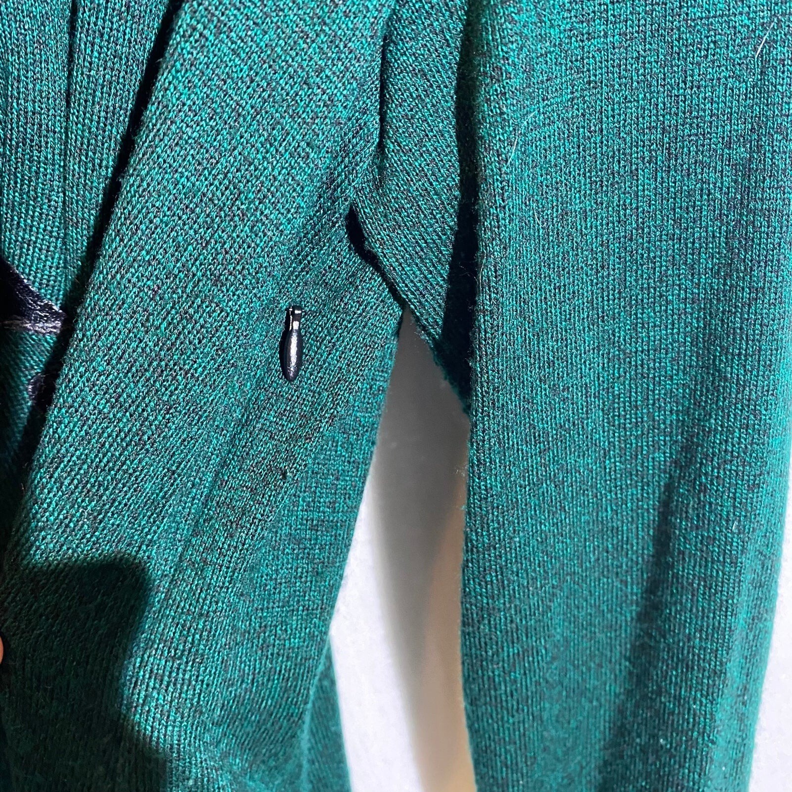 Vintage John Roberts Long Sleeve Green Dress w/ Floral Black Velvet Collar