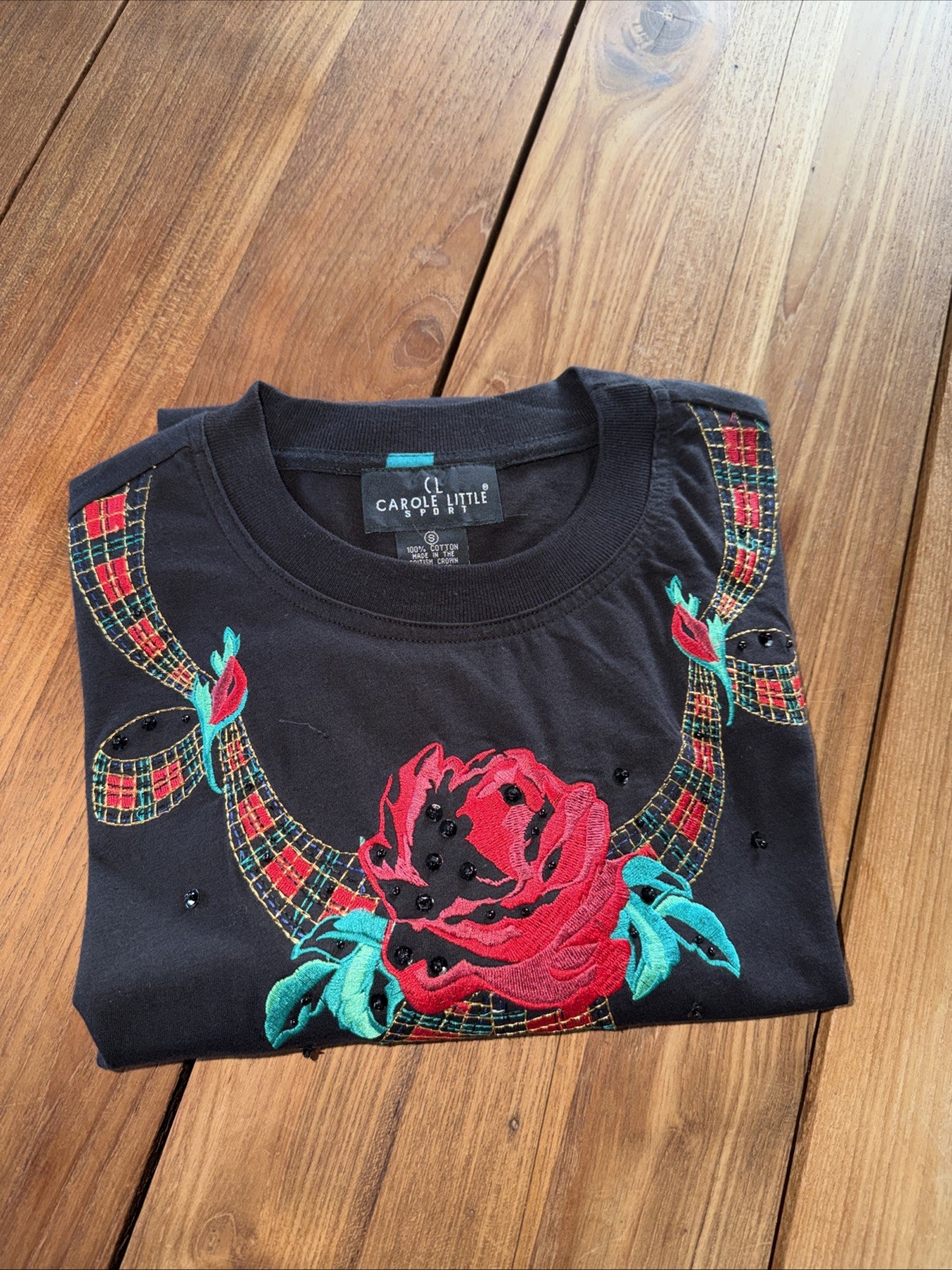 CAROLE LITTLE Black Knit Top Sz S Red Rose Embroidery Sequins Excellent Cond.