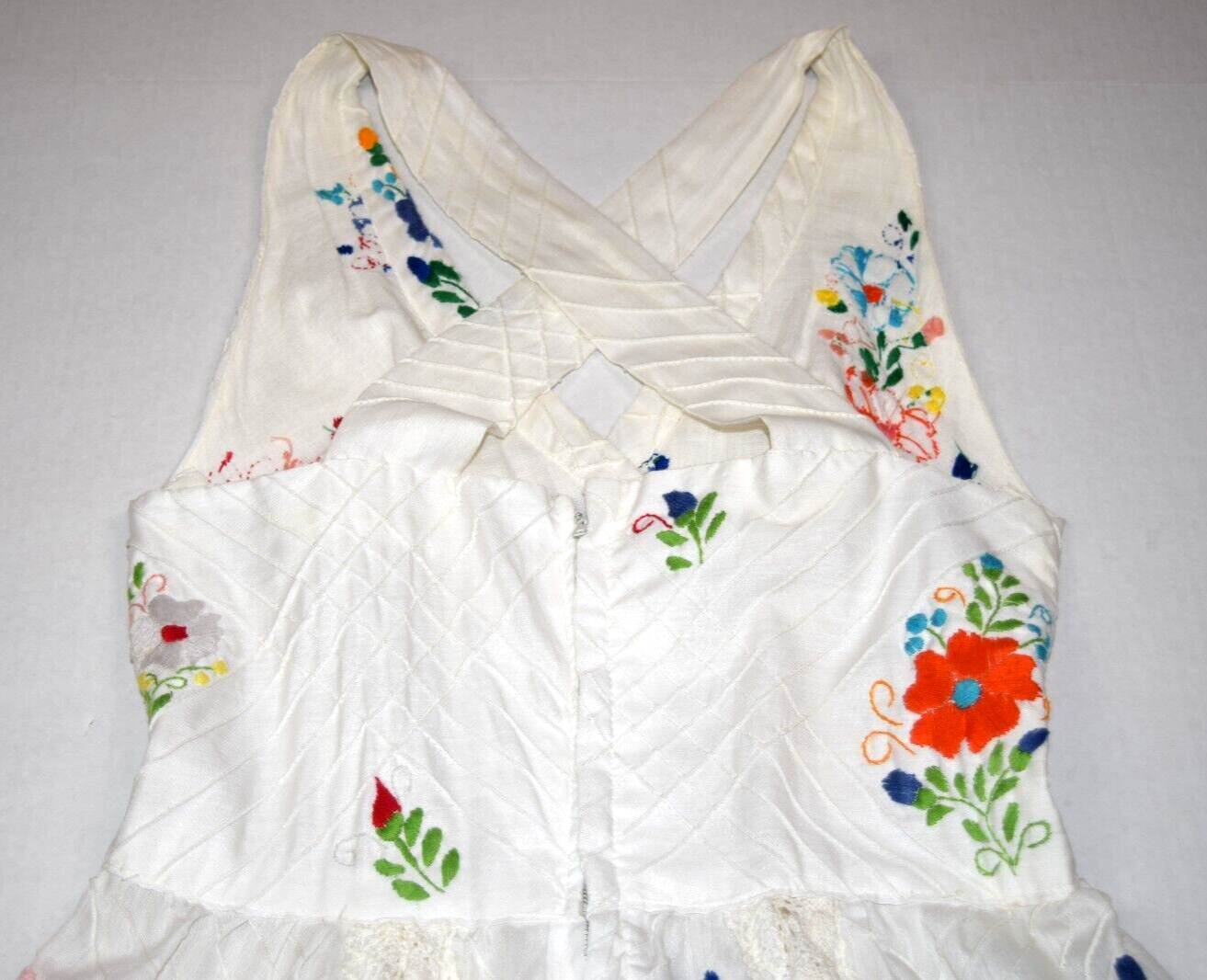 Vintage Dress Size S/M 70s White Crochet Colorful Floral Embroidery Empire Waist