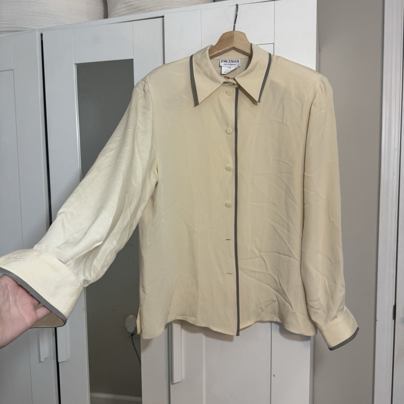 Jon Tagia 100% Silk Blouse XL Padded Shoulders VTG Old Money Grandmacore