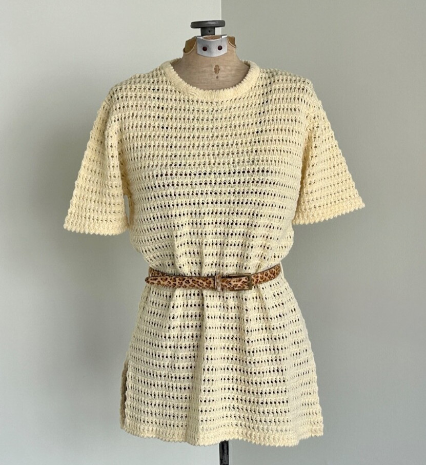 Mesh Crochet Knit Sherwood Top Size Medium 70s Retro Open Weave Knit Shirt