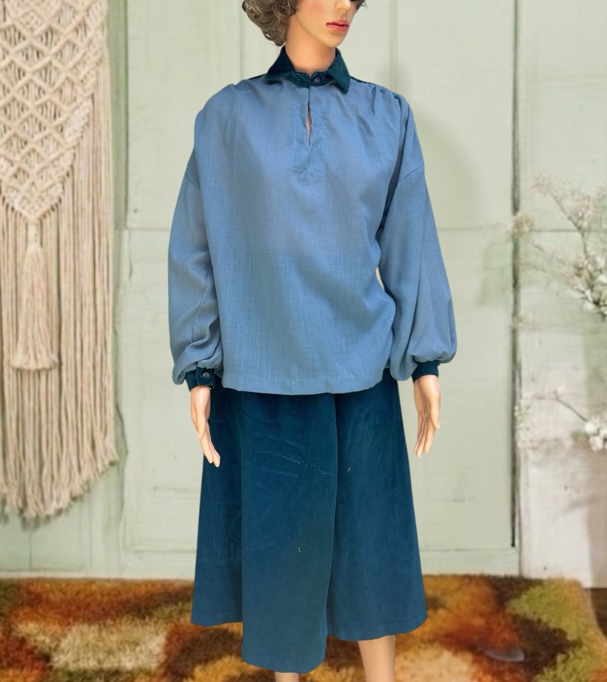 Vintage 1970s 2 Piece Corduroy Skirt And Top Set Turquoise Woven Cotton 26”w