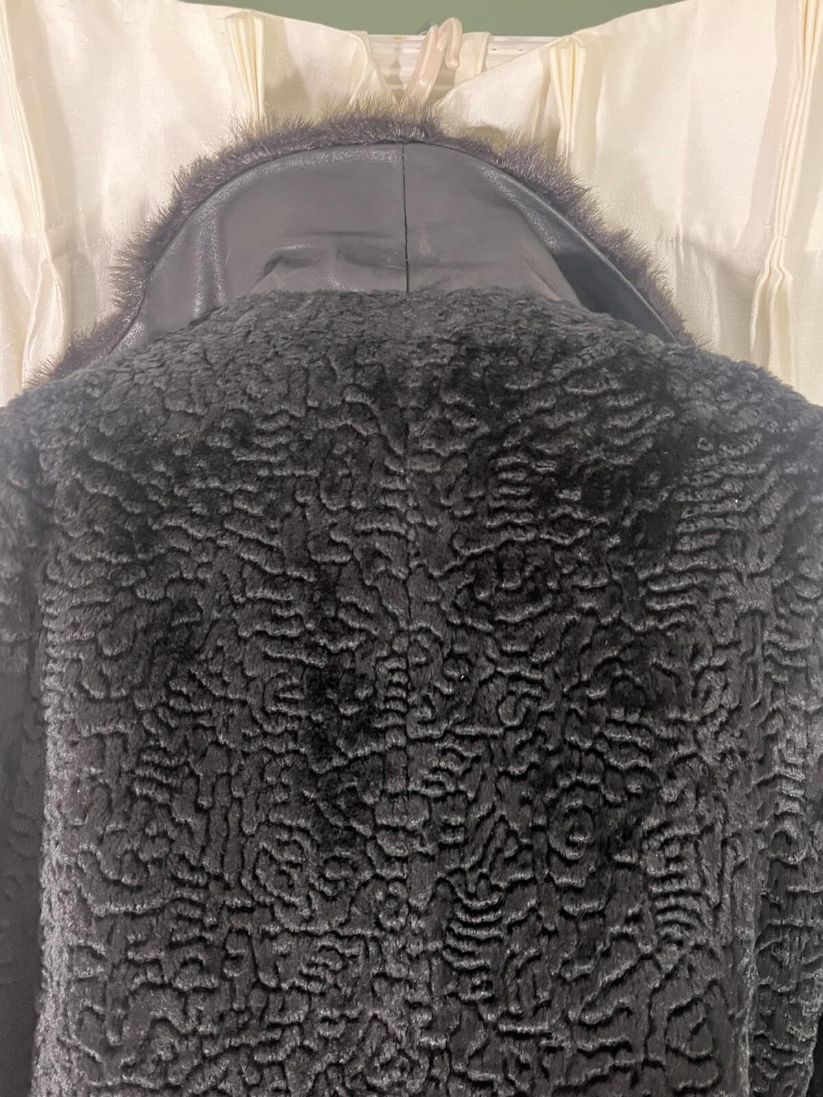 Vintage Coat Penny Lane Embossed Black Velvet &Brown Faux Fur 60s/70s Size L/XL
