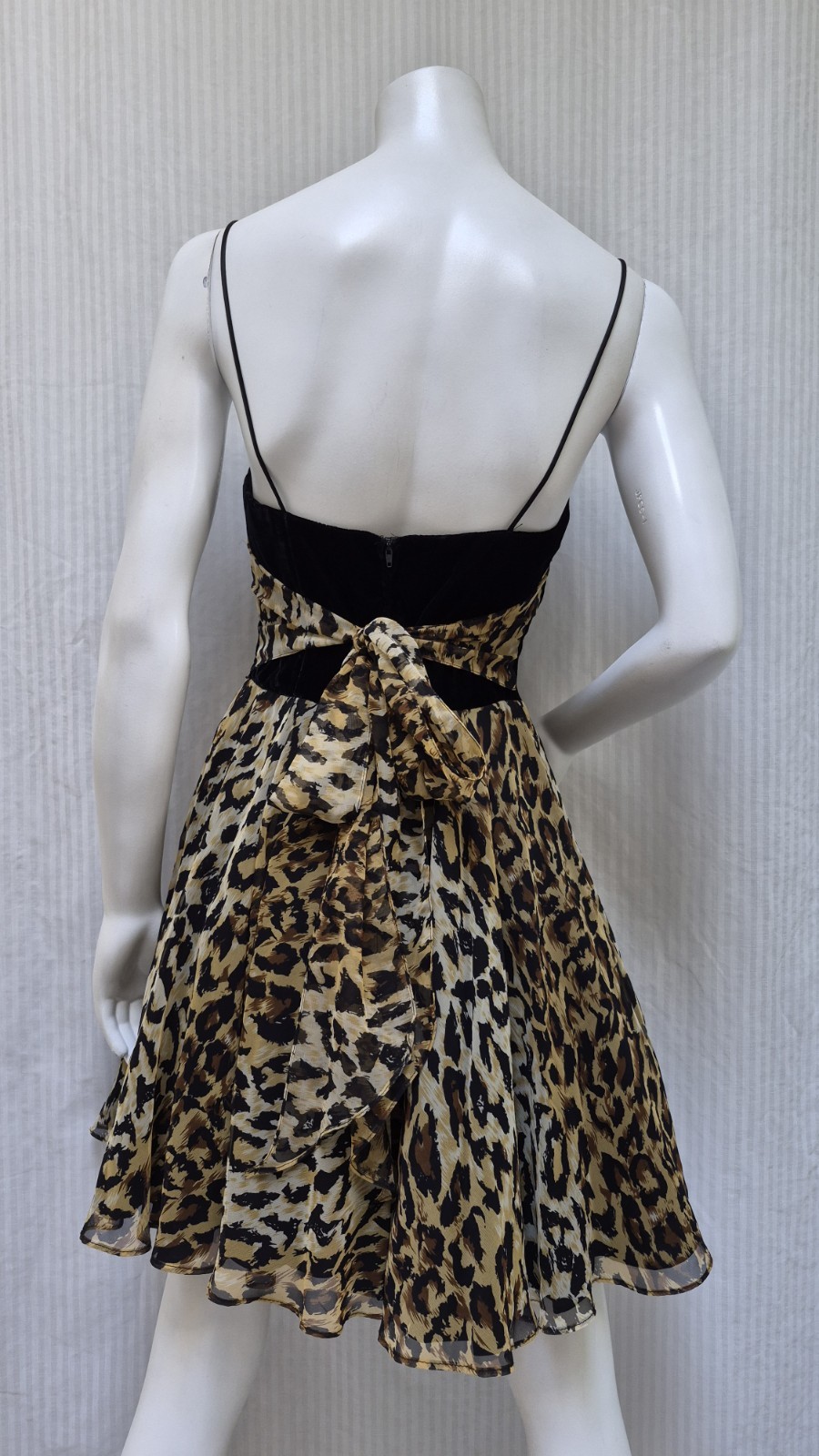Vintage De Laru By Linda Bernell Velvet & Animal print Full Skirt Dress – Size M