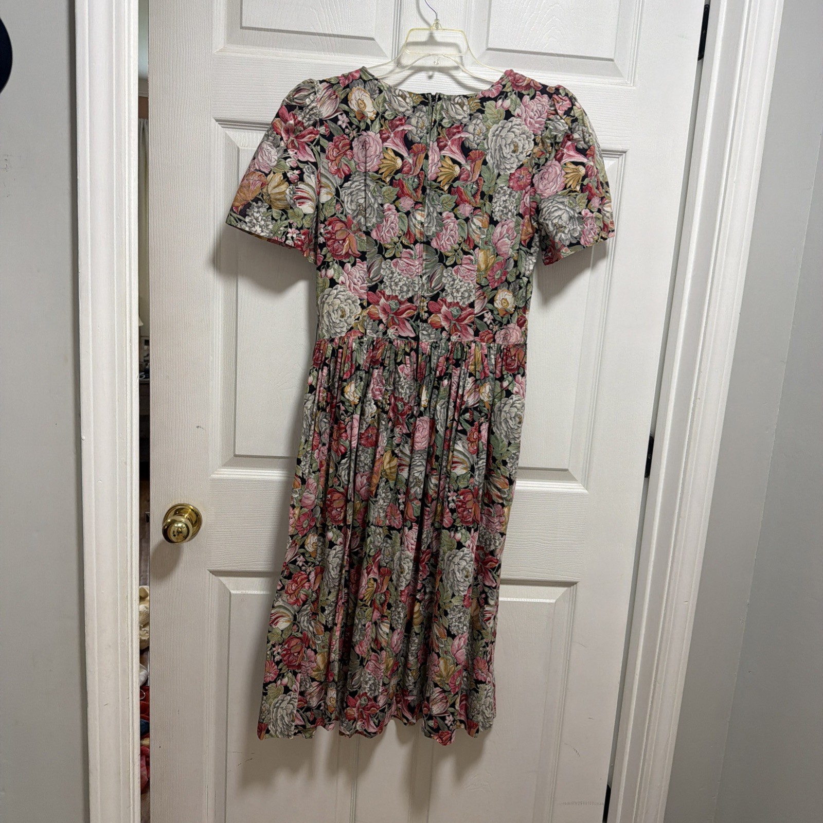 Vintage Cottage Core Dress Pink Floral 1980’s Button Ruffle Size 14 SL Fashions