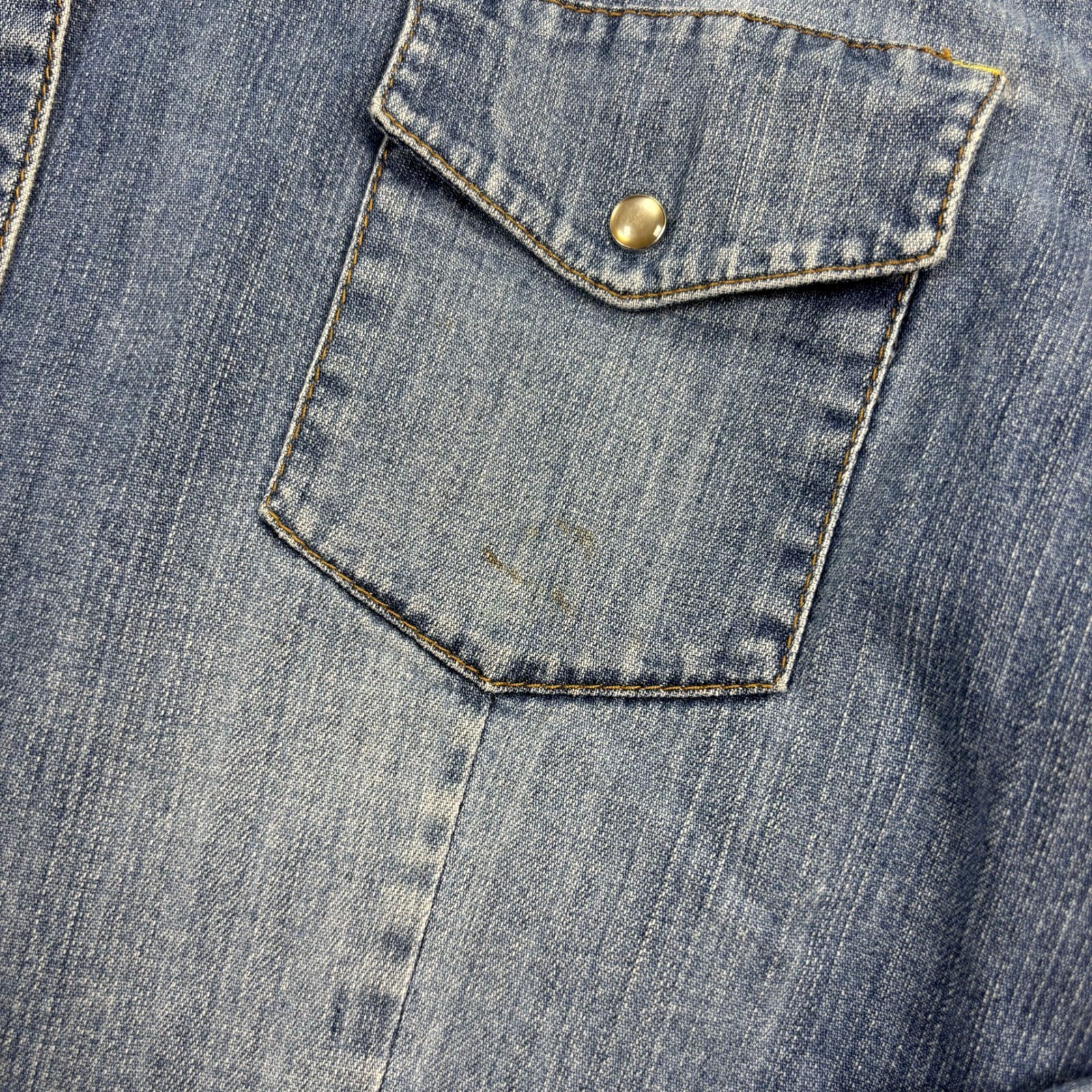 Vintage Y2K Gap Women’s XL Pearl Snap Western Denim Shirt Cowgirl Festival