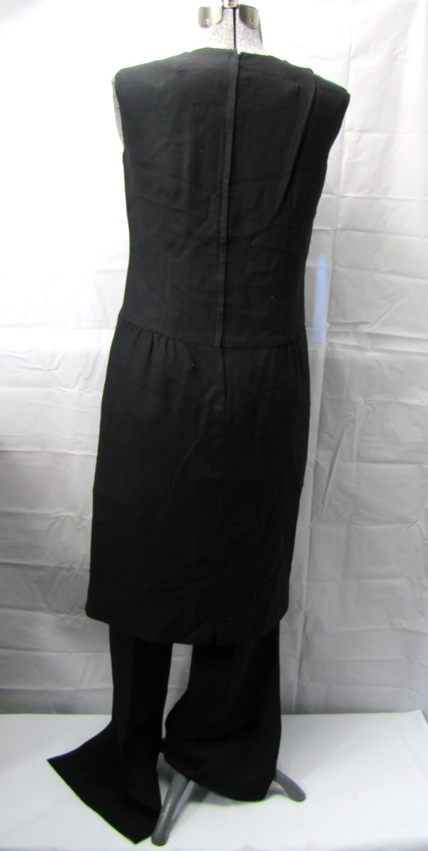 JOSEPH MAGNIN 1960’s Vintage Black Pantsuit Tunic Top + Pants Rayon 26″ Waist