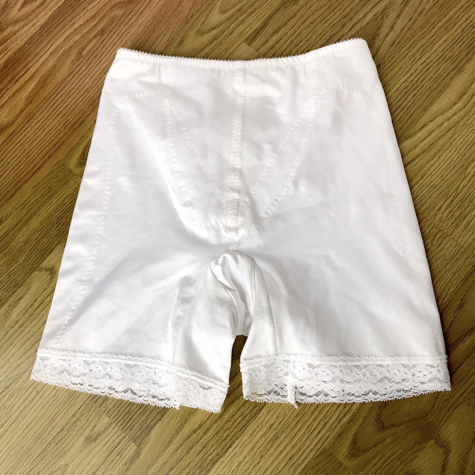Vintage Lovable high waisted shaper panties silky nylon lingerie Sz M/MODERN XS