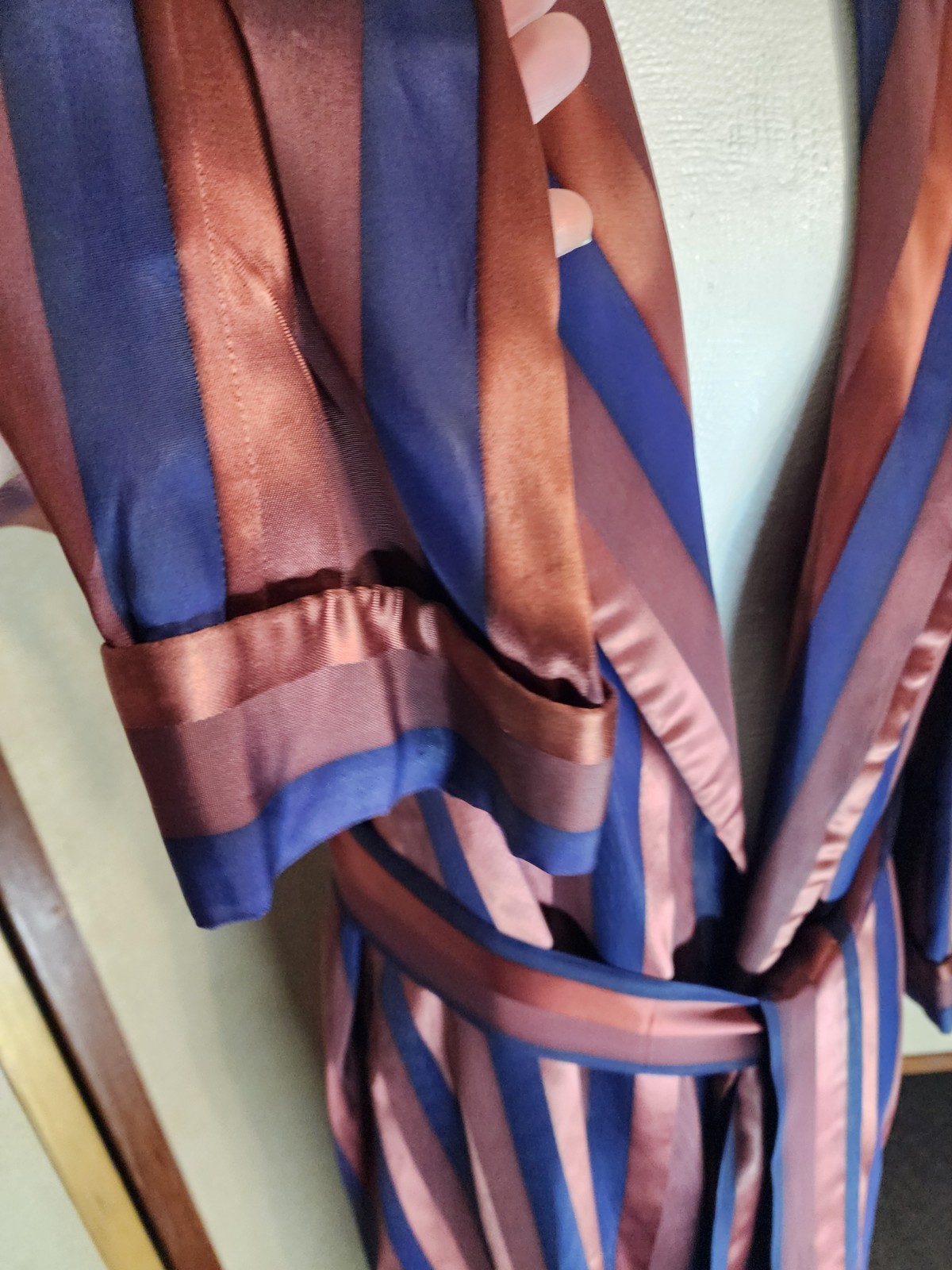 Royal Lounger Smoking Jacket 40s Maroon Blue Stripes Satiny Dressing Gown Deco