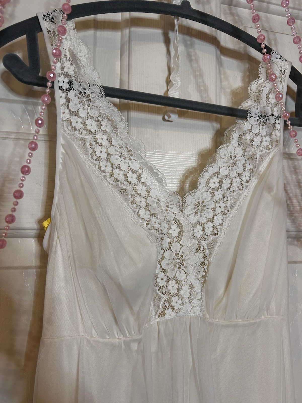 Vintage Vanity Fair, USA Made. Floral Lace Slip Dress Size 34 With Ribbon Belt