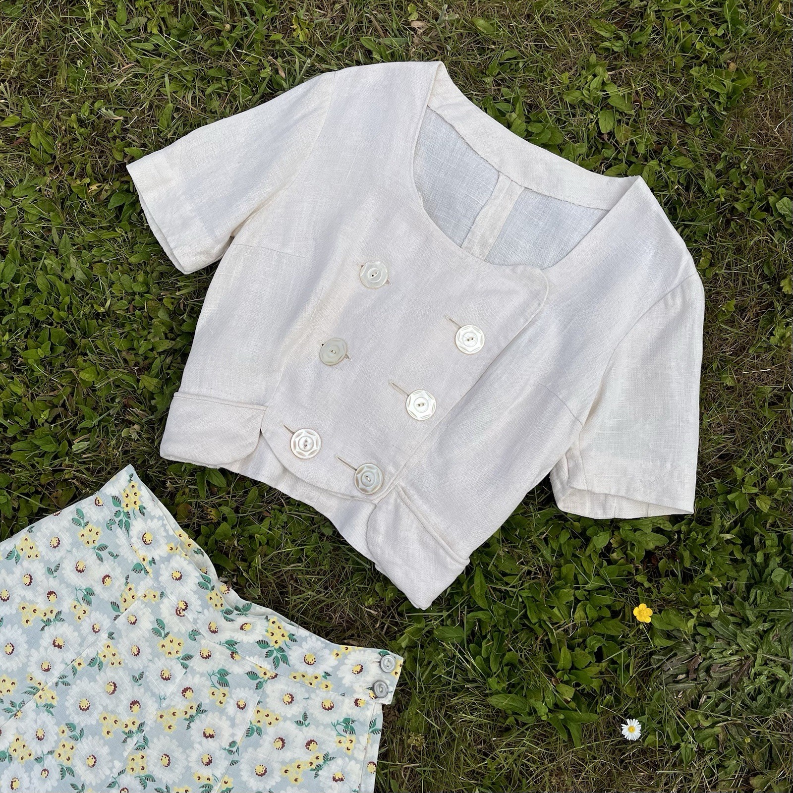 Antique 1910s – 1930s Linen Blouse | Double Breasted | Mother-of-Pearl Buttons