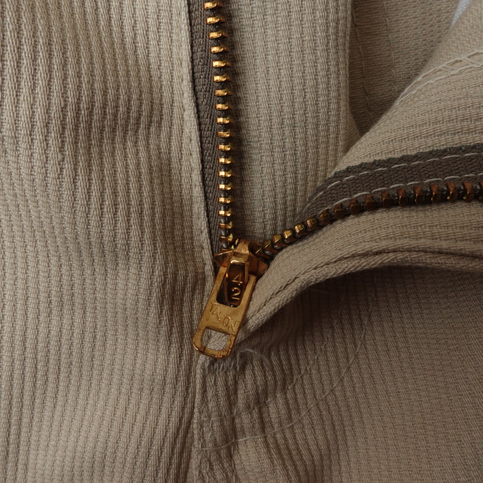 Vintage 70s Levi’s Women’s Sta-Prest Flared Pants Size 29×34 Ribbed Talon Zip