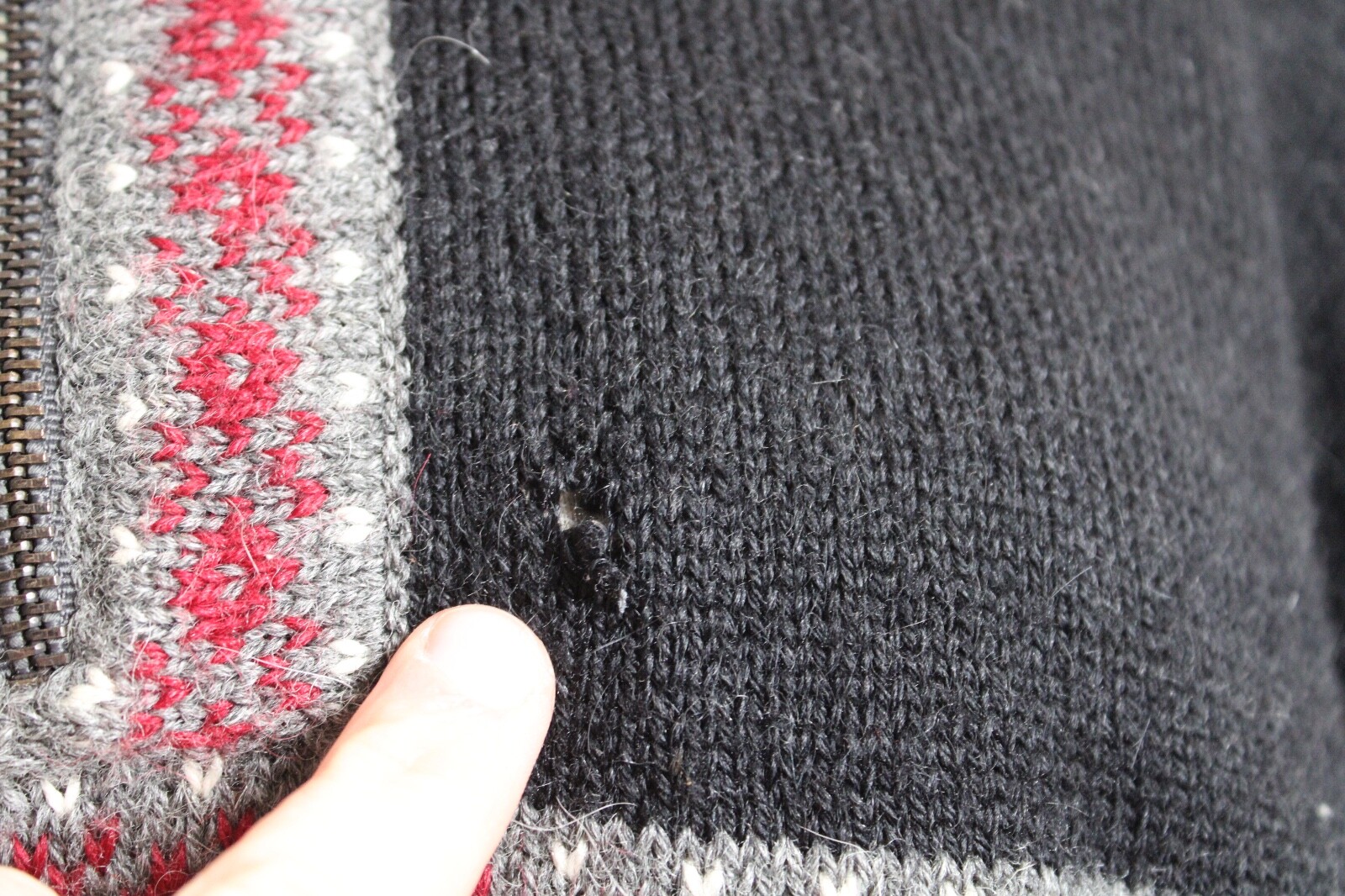 Vtg Alpaca Imports S Black Ivory Fair Isle 1/4 Zip Pullover Sweater Peru Flaws