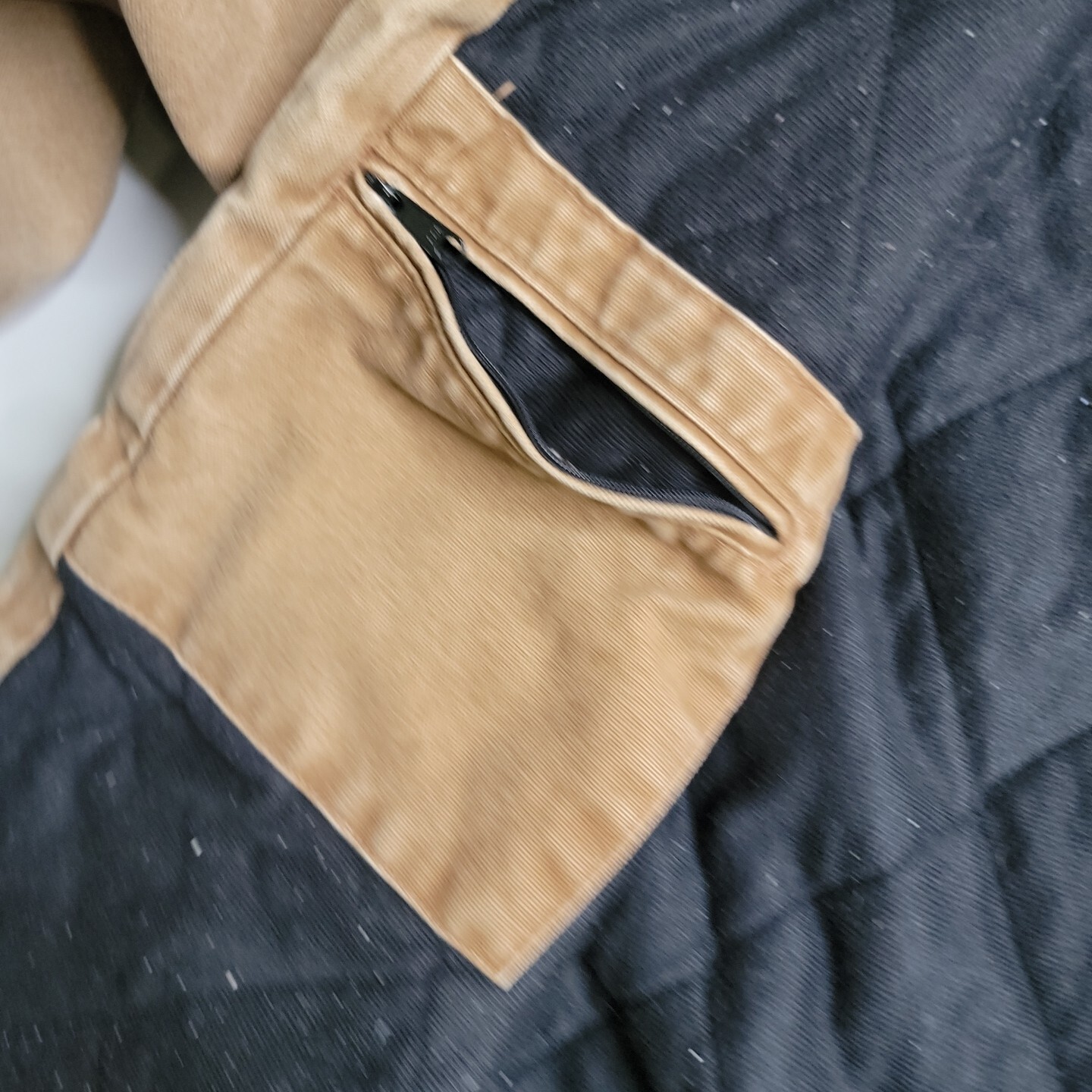 Carhartt For Women Large Tan Brown Hooded Jacket Distressed Worn Vintage Vtg