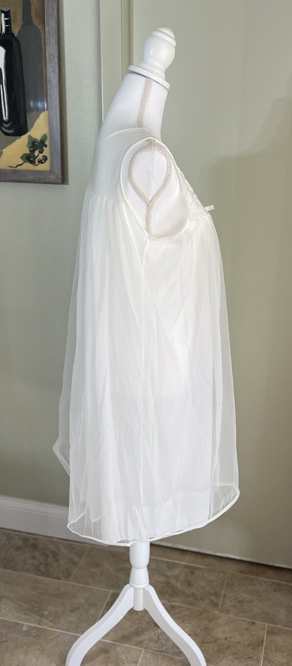 Vintage Avian Peignoir Nightgown And Robe Set White Lace Trim Sheer Small Nylon