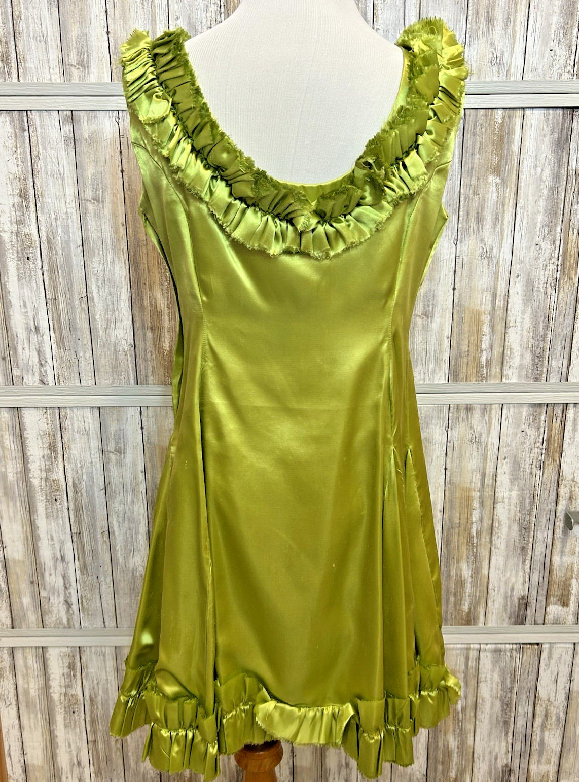 Vintage Handmade Satin Whimsical Green Party Dress – Flower, Fairy Costume Sz M