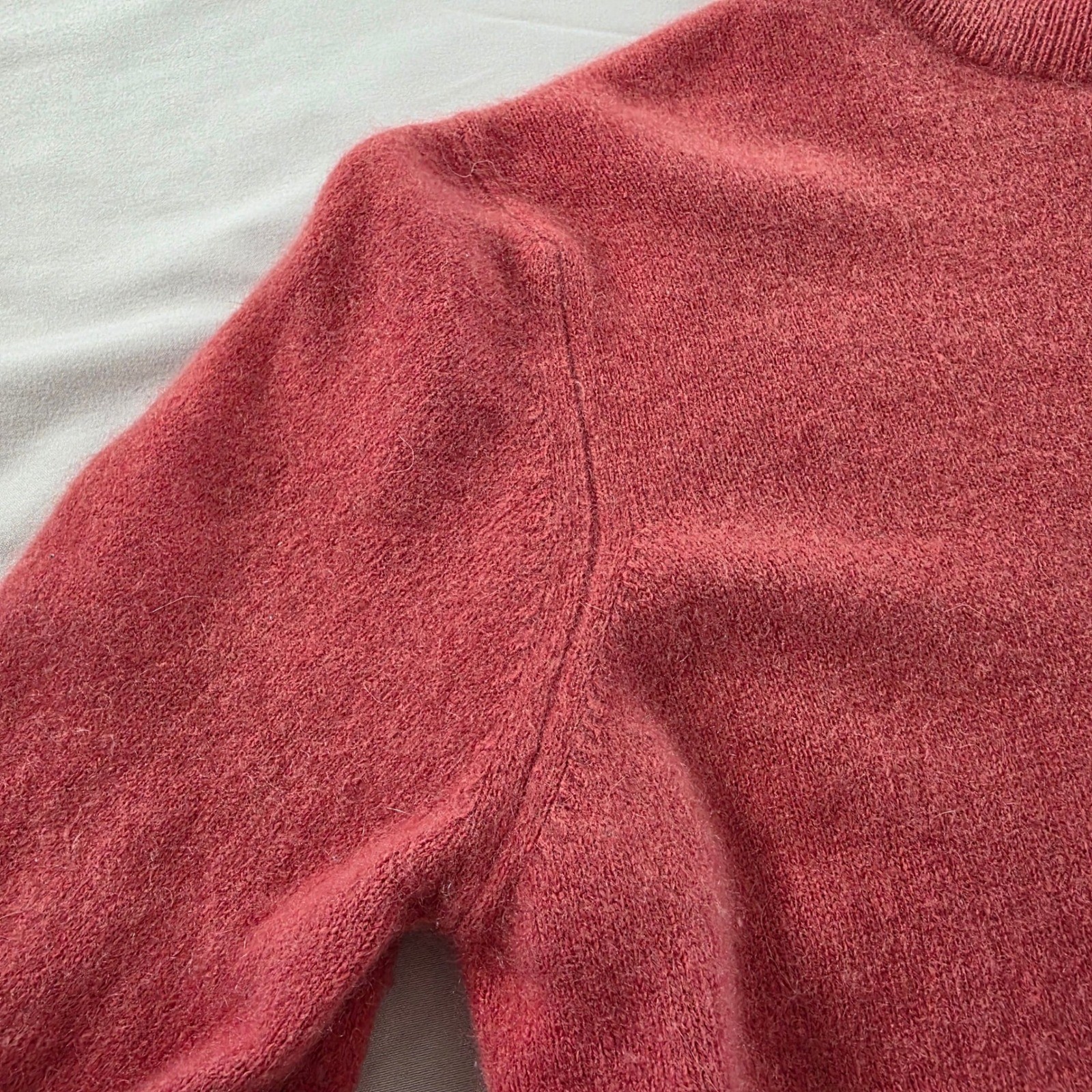 Jaeger Sweater 100% Cashmere Mock Neck Back Zip Pink Size 38/97cm 70s Luxury