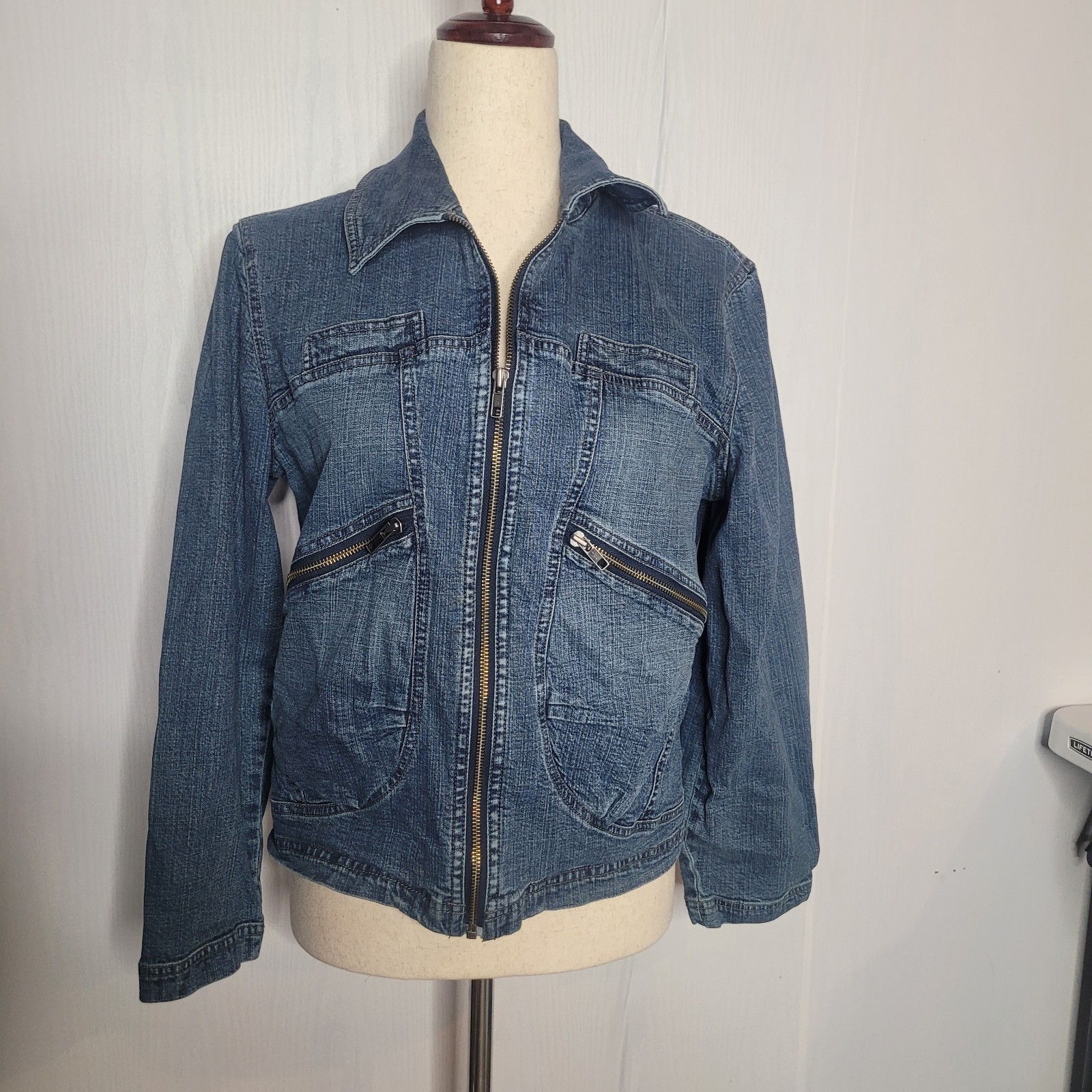 Blue Willi’s denim jacket full-zip closure distinct zippered pock Sz M Y2K/90