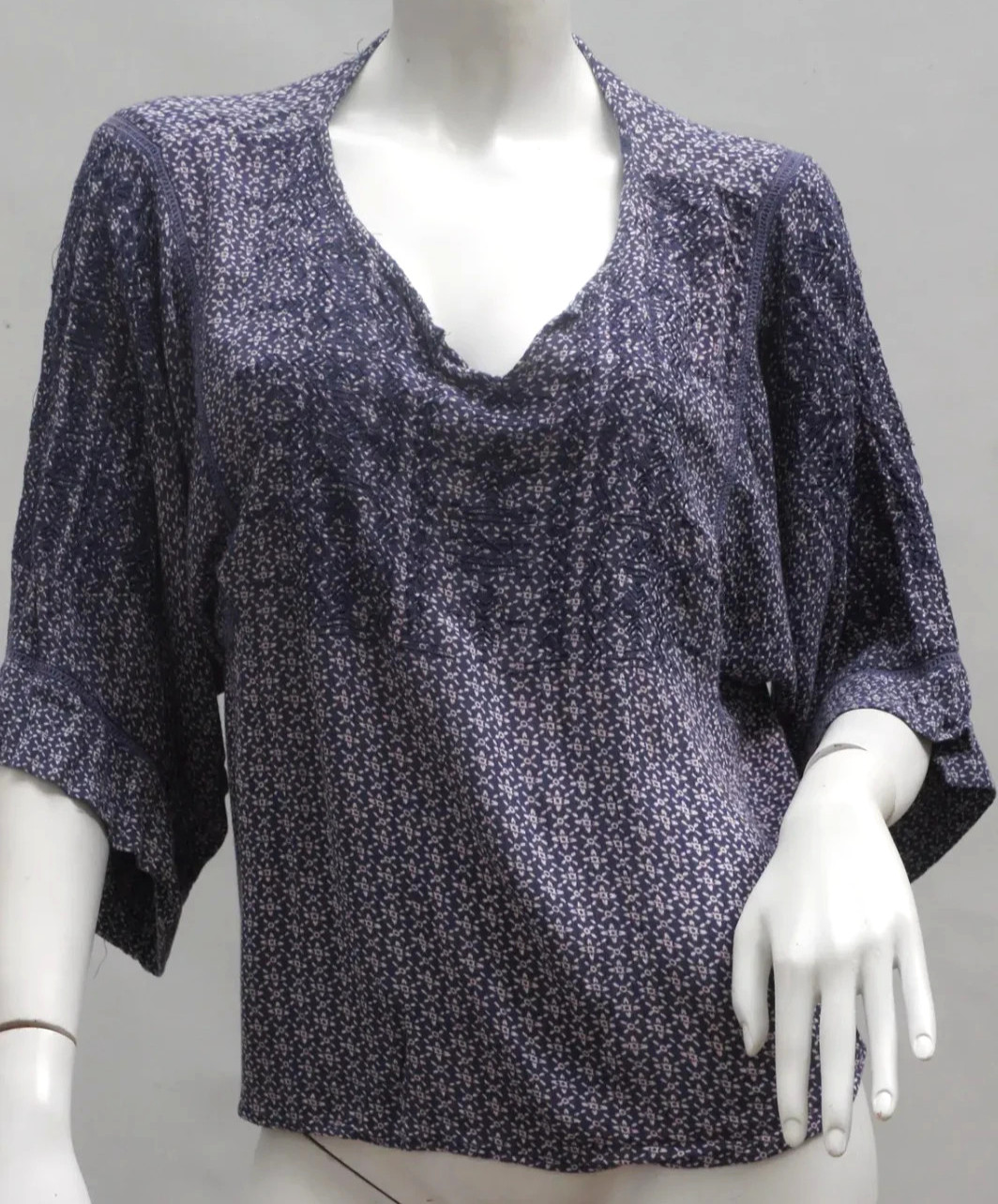 Vintage Embroidered Indian Crinkle Rayon Blouse By Angie Size Medium Boho Hippie