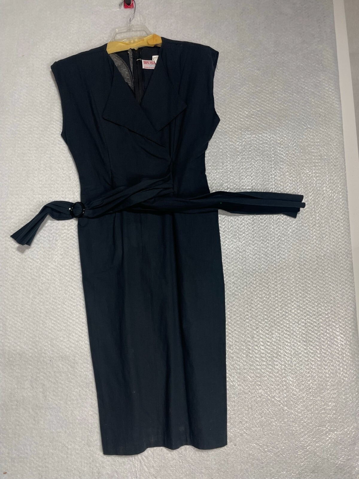 Diamonds run lot 5-6 black dress with belt