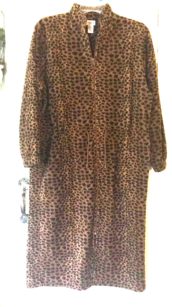 Vintage 70’s VANITY FAIR LEOPARD Zippered Gown Lounge Robe PERFECT!!