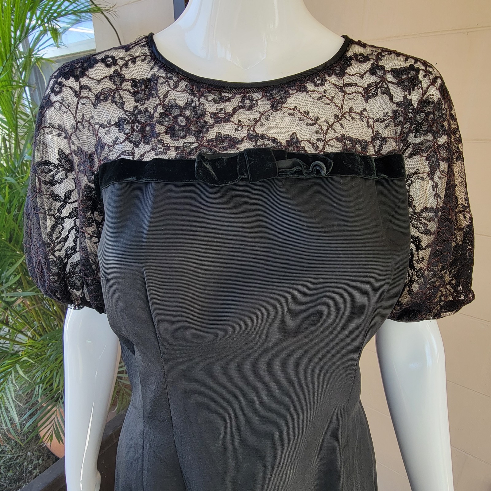 Vintage 40s Maxwell Black Lace Cocktail Dress Womens Size S/M
