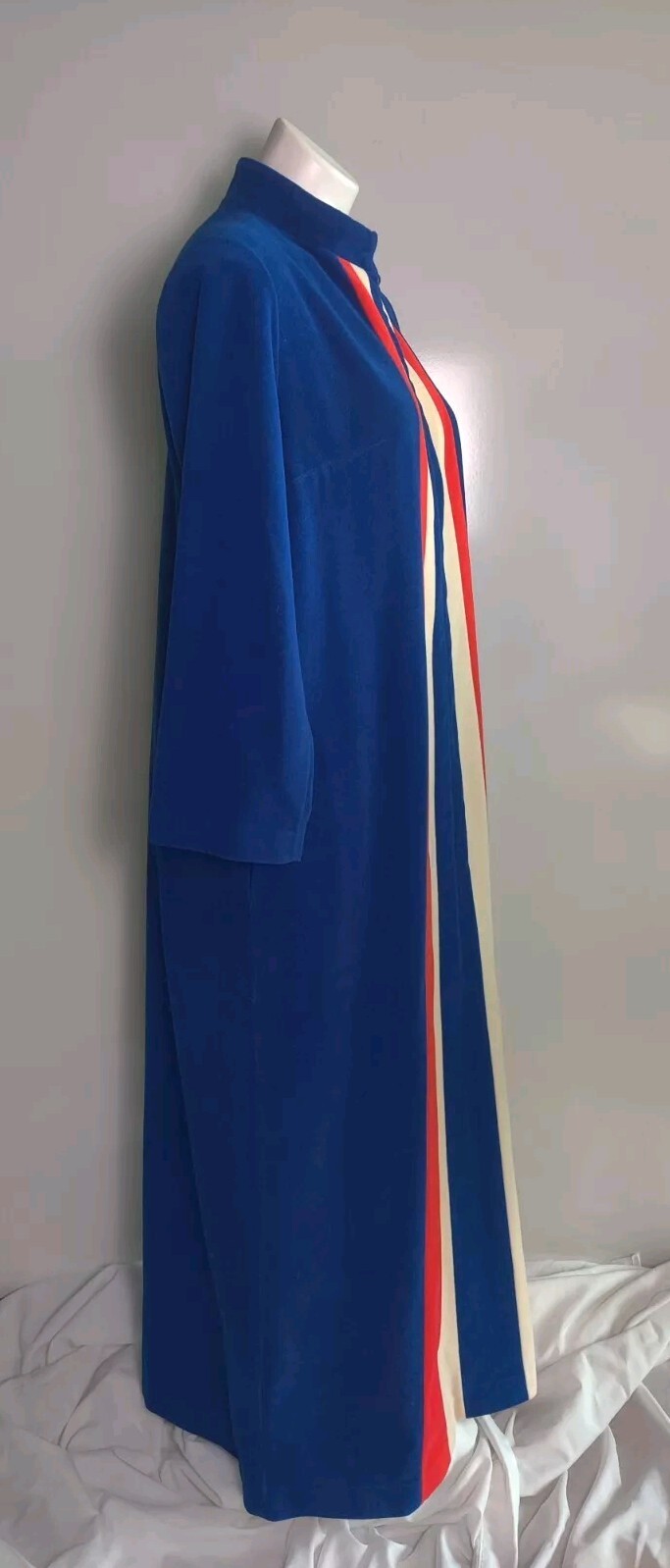 Vintage 70’s Blue Red & White Striped JC Penney Lounge wear Zip Up Robe Size 14