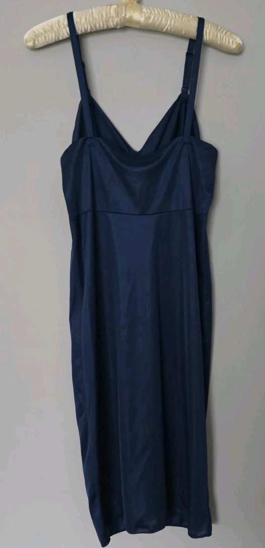 Vtg 80’s Sliperfection Blue Nylon Sleeveless Nightgown Camisole Slip Dress! 34