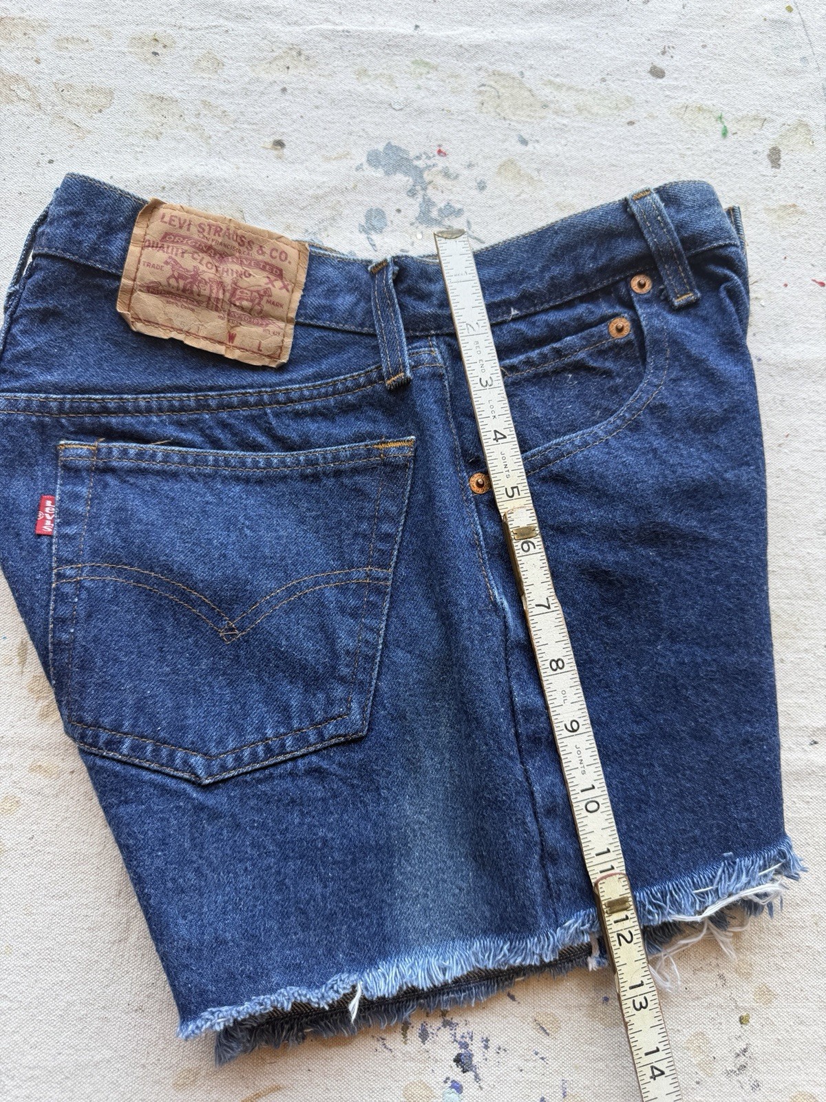 VTG 80s Levi’s 501 Redline Women’s Daisy Duke Cutoff Denim Shorts Size 28 Dark