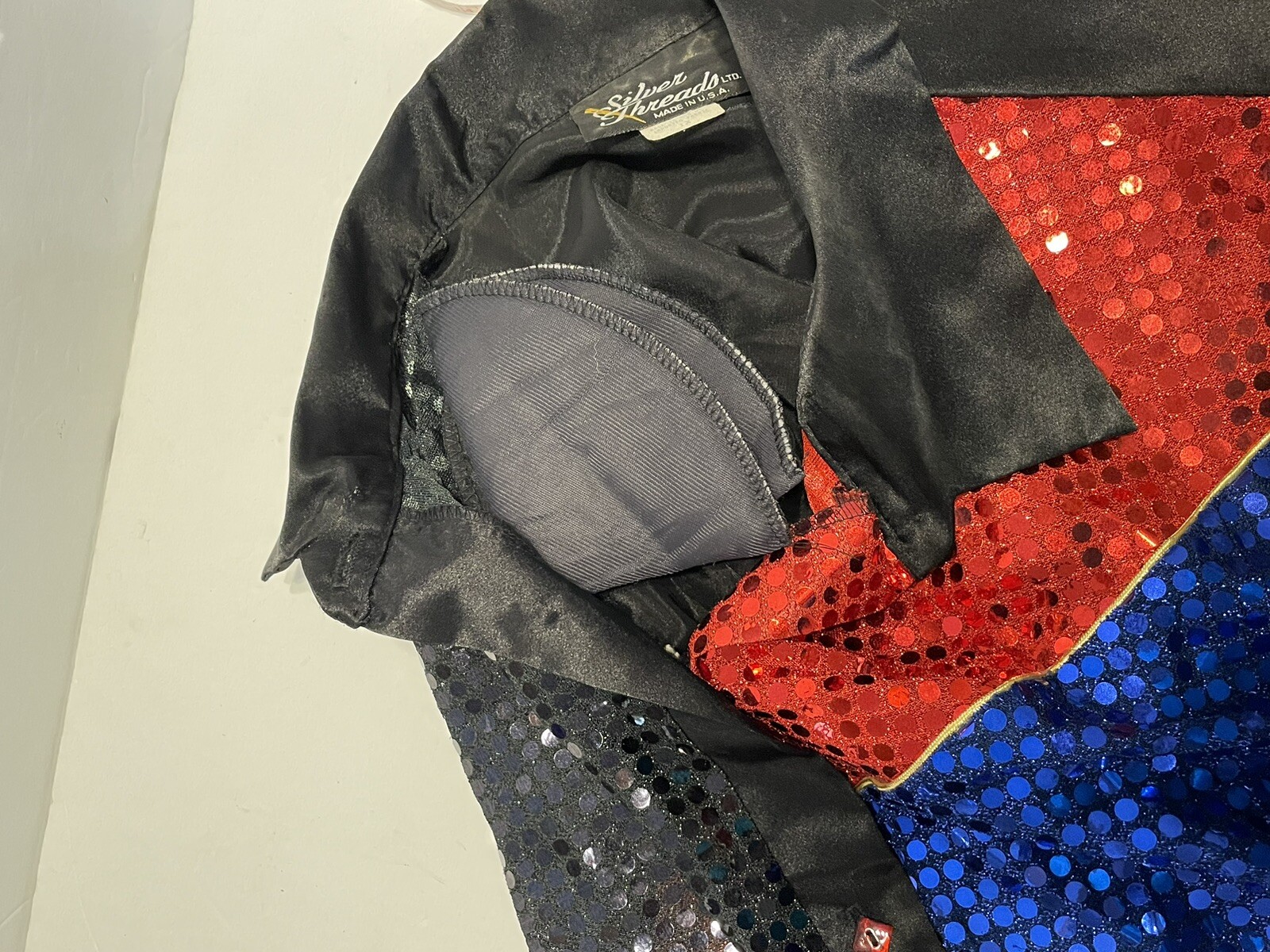 VTG Silver Threads Womens XLBlack Satin Sequins red blue western Top Shirt USA