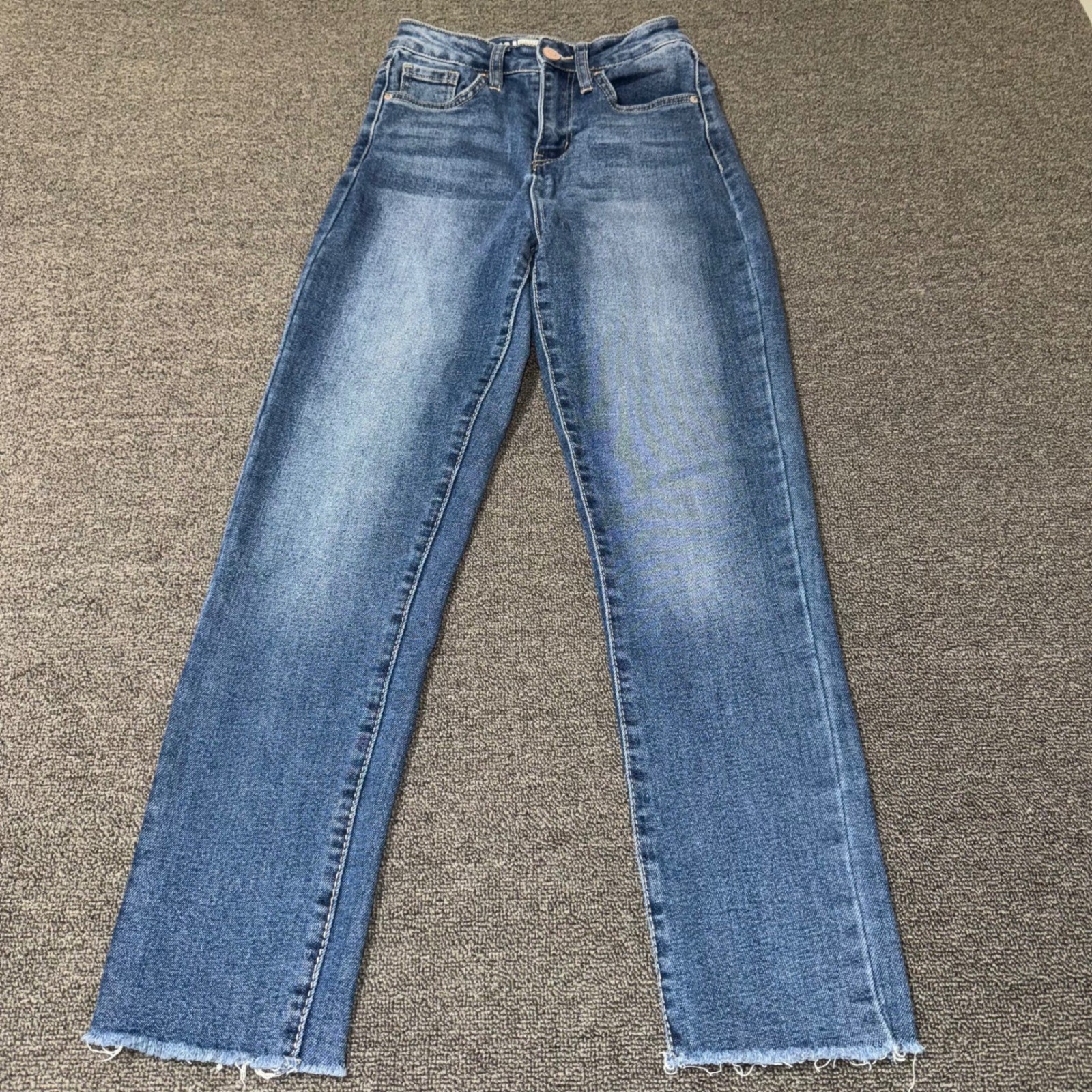YMI Vintage Dream High Rise Ankle Straight Jeans Juniors 3/26 Blue Medium Wash