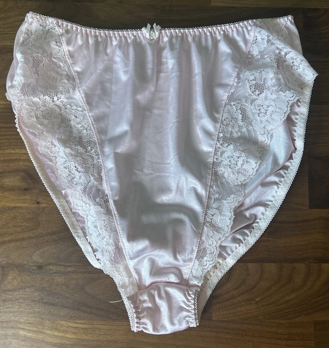 Vtg Pink Second Skin Satin Glossy Mega Hi-Cut Panties Sz 7 Lace Side Bow PINK