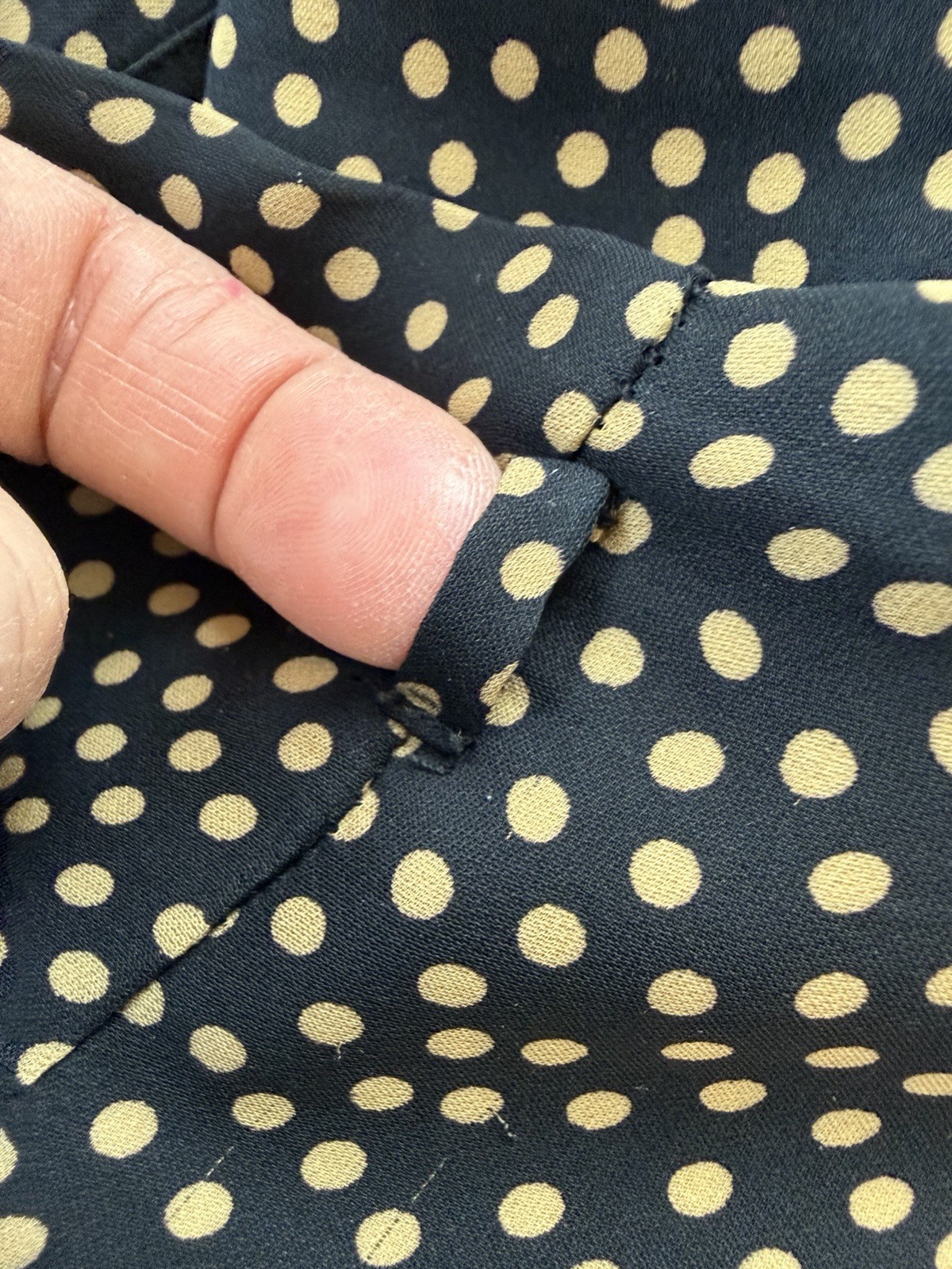 Vtg Liz Claiborne 12 Petite Midi Skirt 100% Silk Roses Polka Dots Lined Romantic