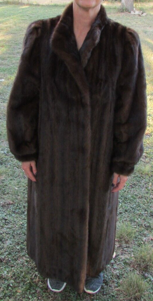 Very Finest Mahogany Full Length Natural Ranch Mink Fur Coat HENIG FURS 53″ long
