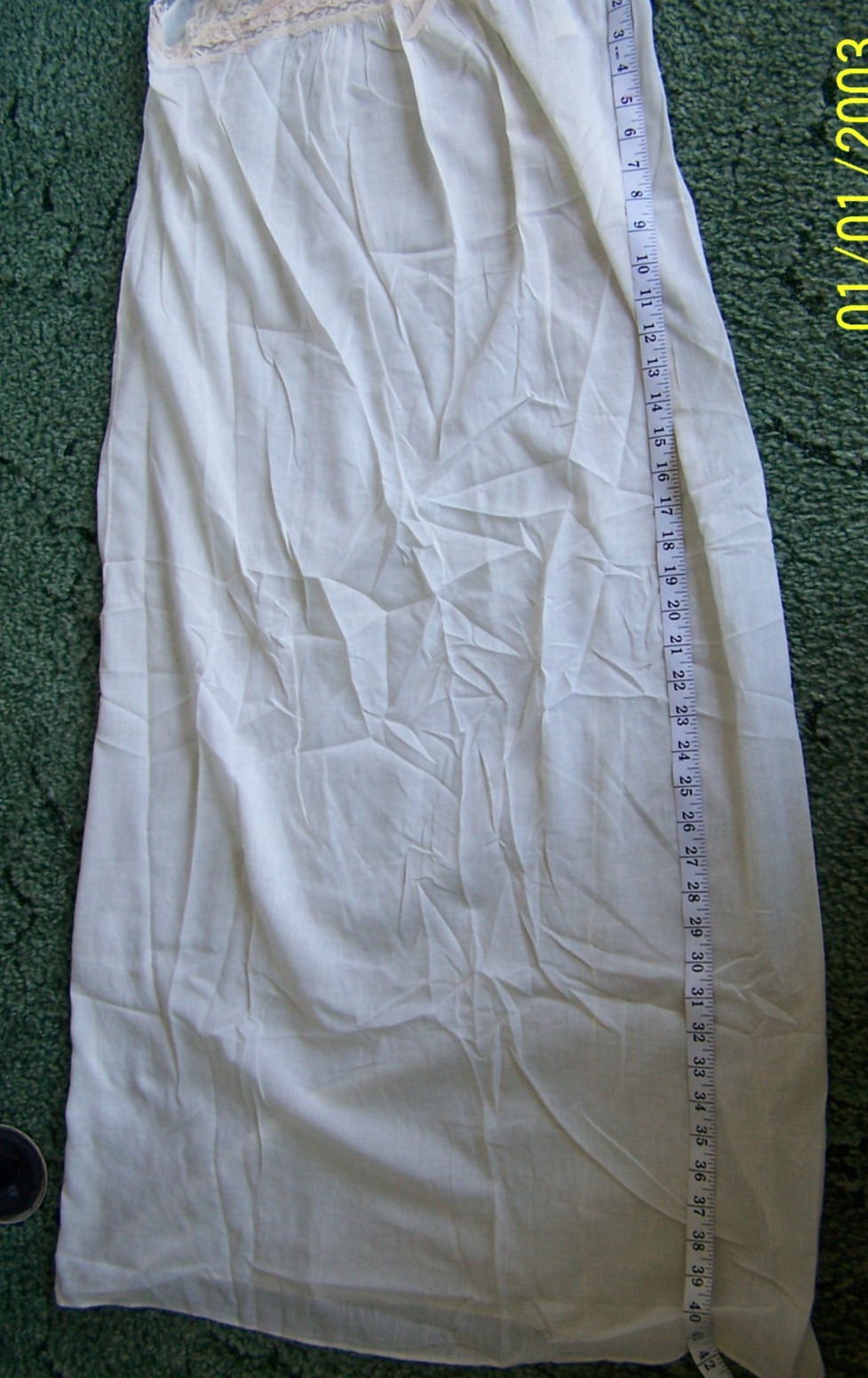 Small Vtg Cream Nightgown 100% Cotton Sleepwear Romantic Pink Lace Ribbon Bodice