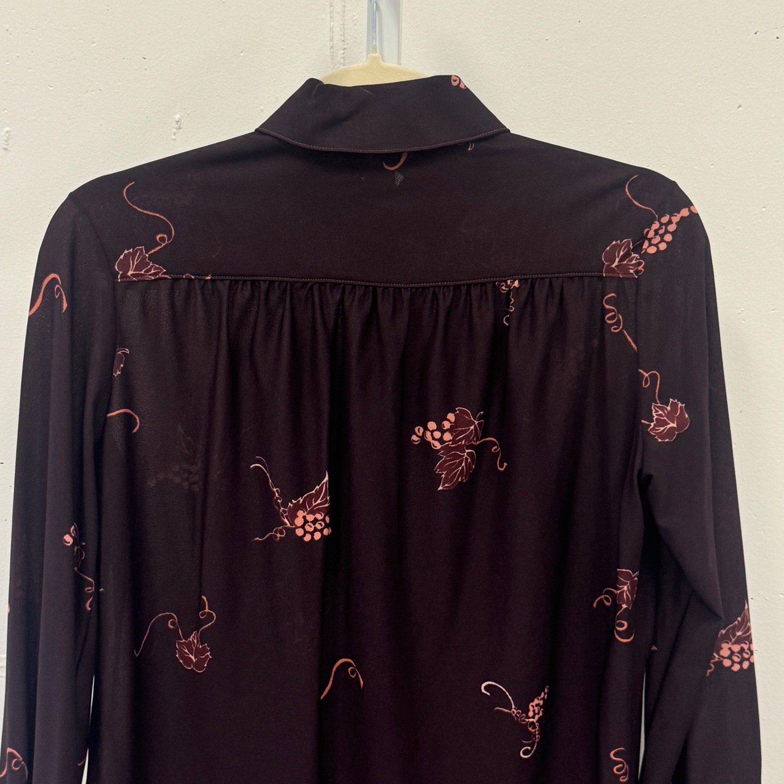 Vintage Tami Sportswear Grape Vine Print Blouse Purple Button Up Small