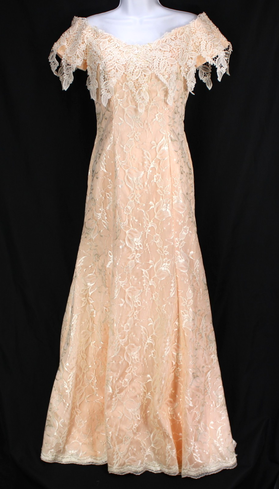 Vtg Handmade Gown Woman XS Peach Lace Overlay Doily Flutter Sleeve Fairy Bridal