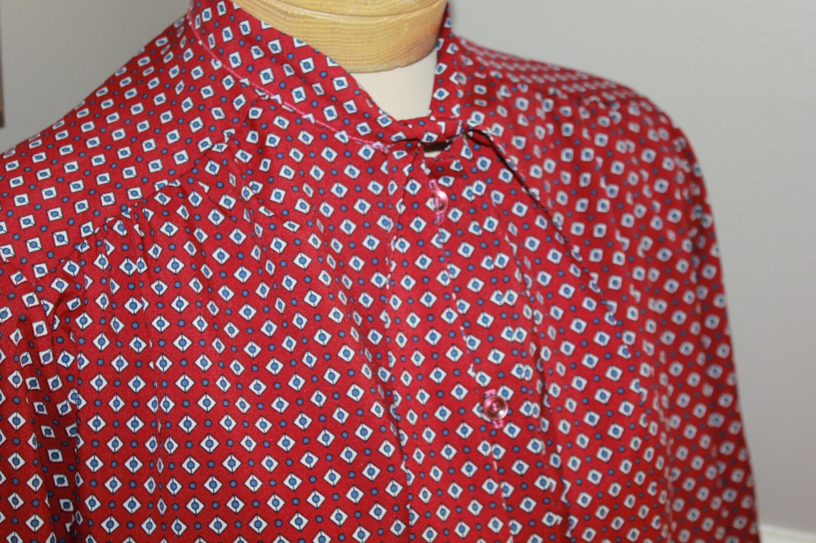 Vintage 1980s ECCOBAY long sleeve blouse red tie button secretary M/L Eccotoo
