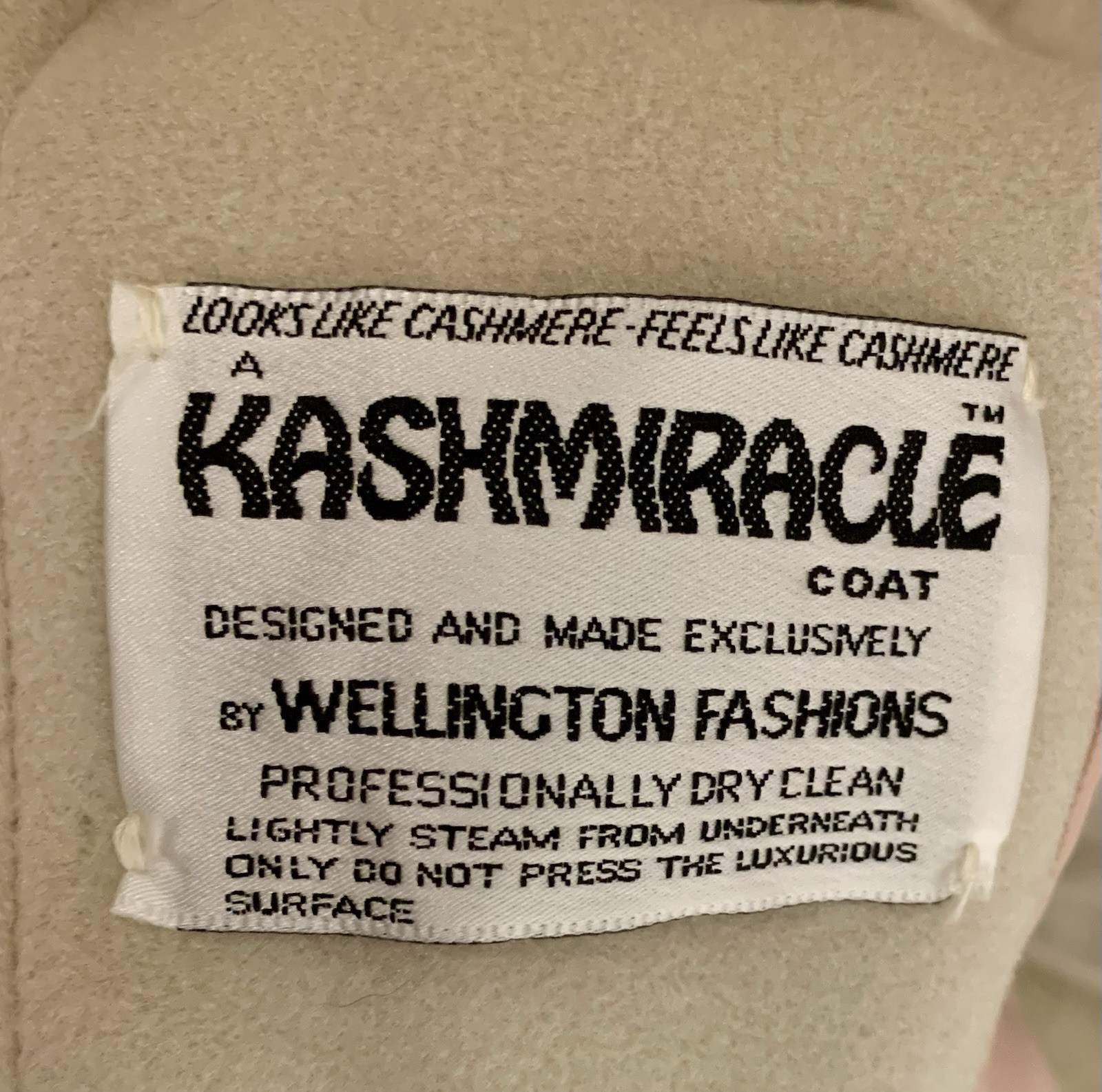 Vtg 1960s Wellington Kashmiracle Coat Women M/L Ivory Lined Retro Old Money USA
