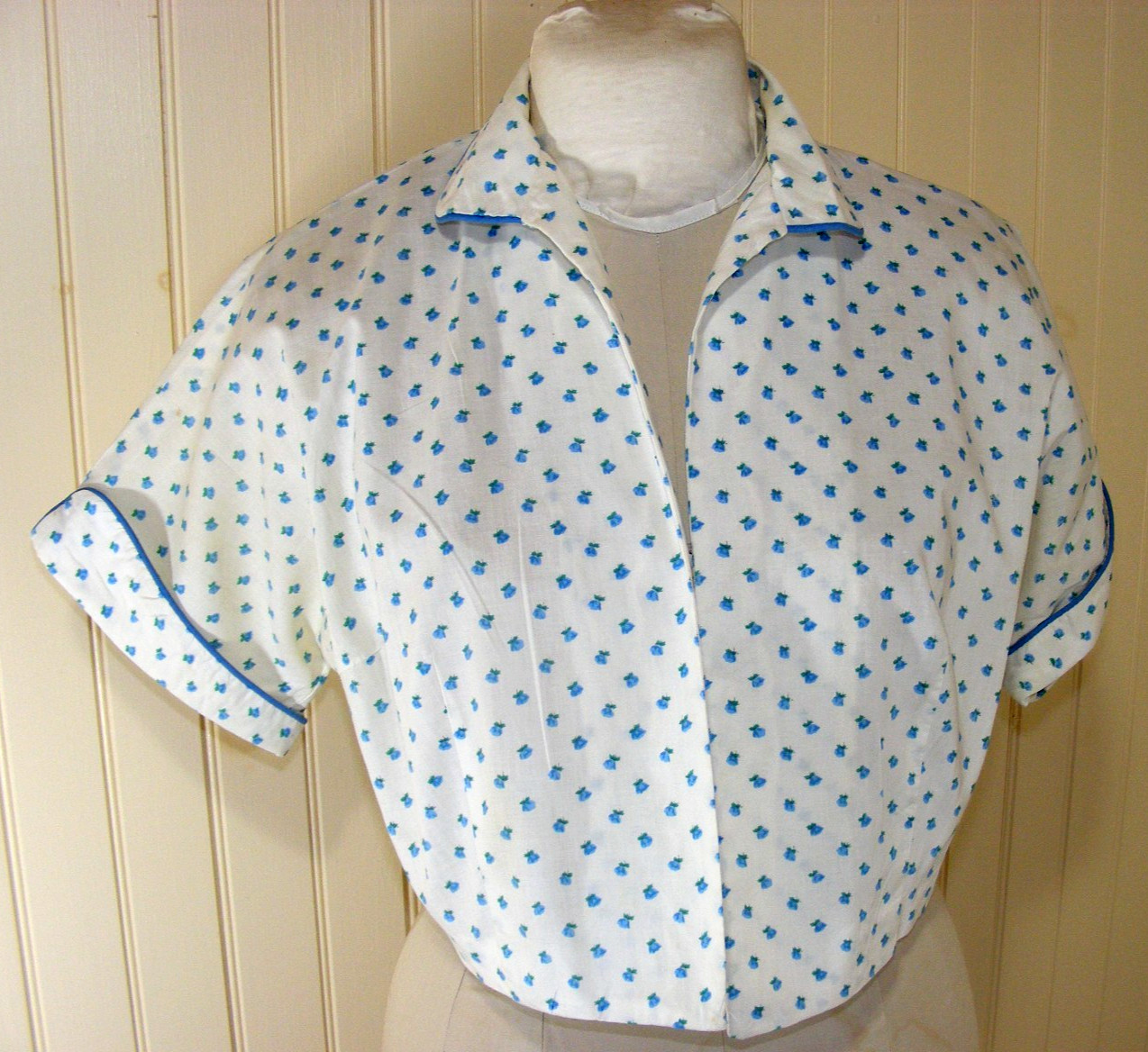 1950s BOLERO JACKET GLORIA SWANSON BY FOREVER YOUNG COTTON DRESS COVER BLUE ROSE