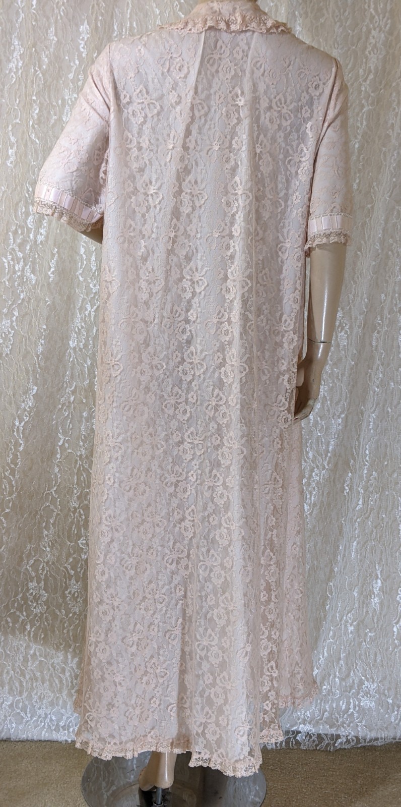 VTG Odette Barsa Lace Overlay Pocket Pink Peter Pan Collar Dressing Gown Robe L