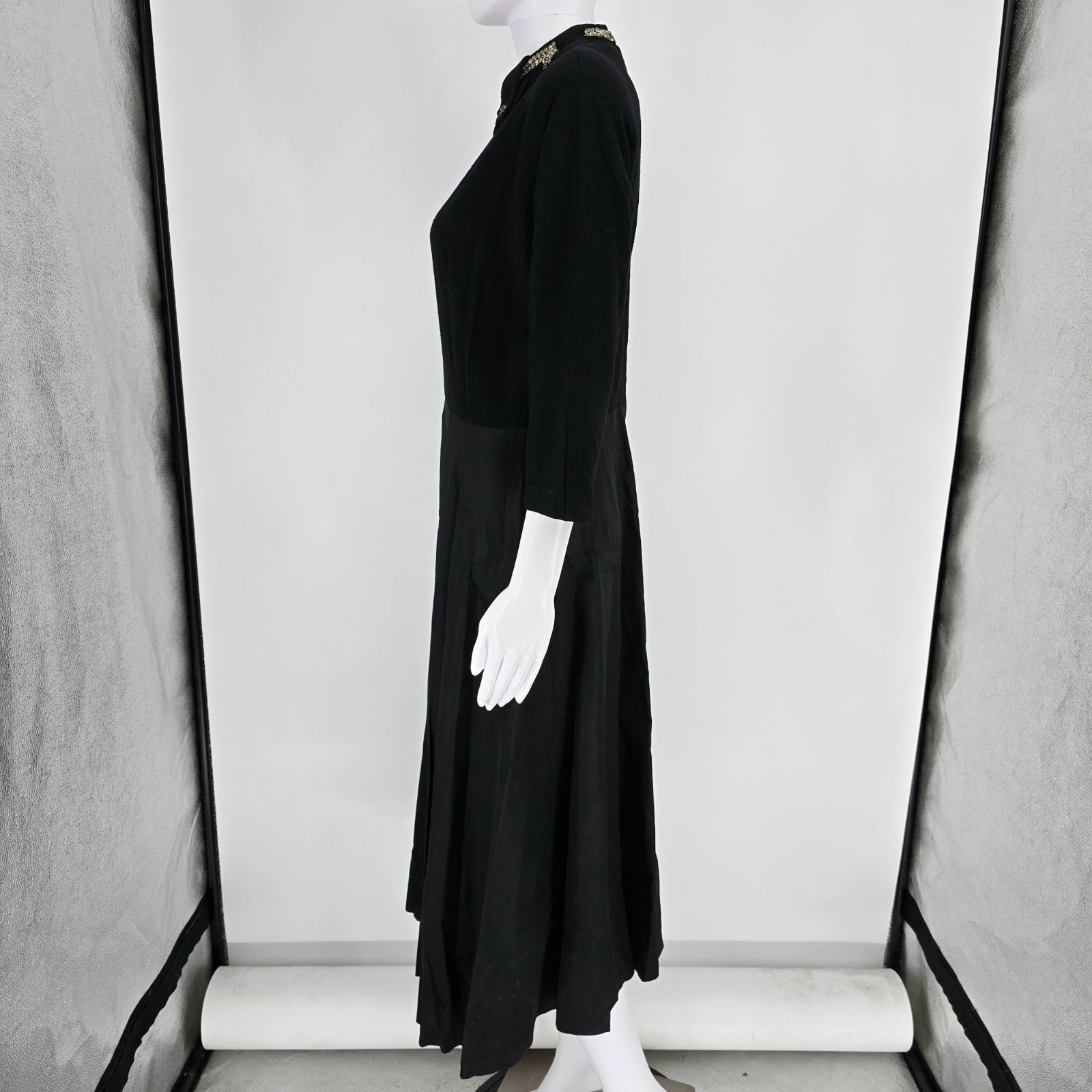 Vintage 1960s Black Rhinestone Collar Knit Bodice Full Skirt Midi Dress (M)