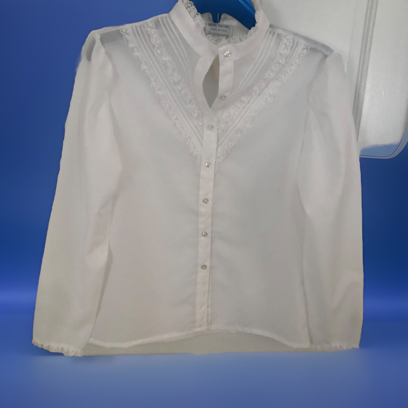 Vintage White Blouse 10 Sm Pintuck Lace Button Front Long Sleeve Bust 37” Shear