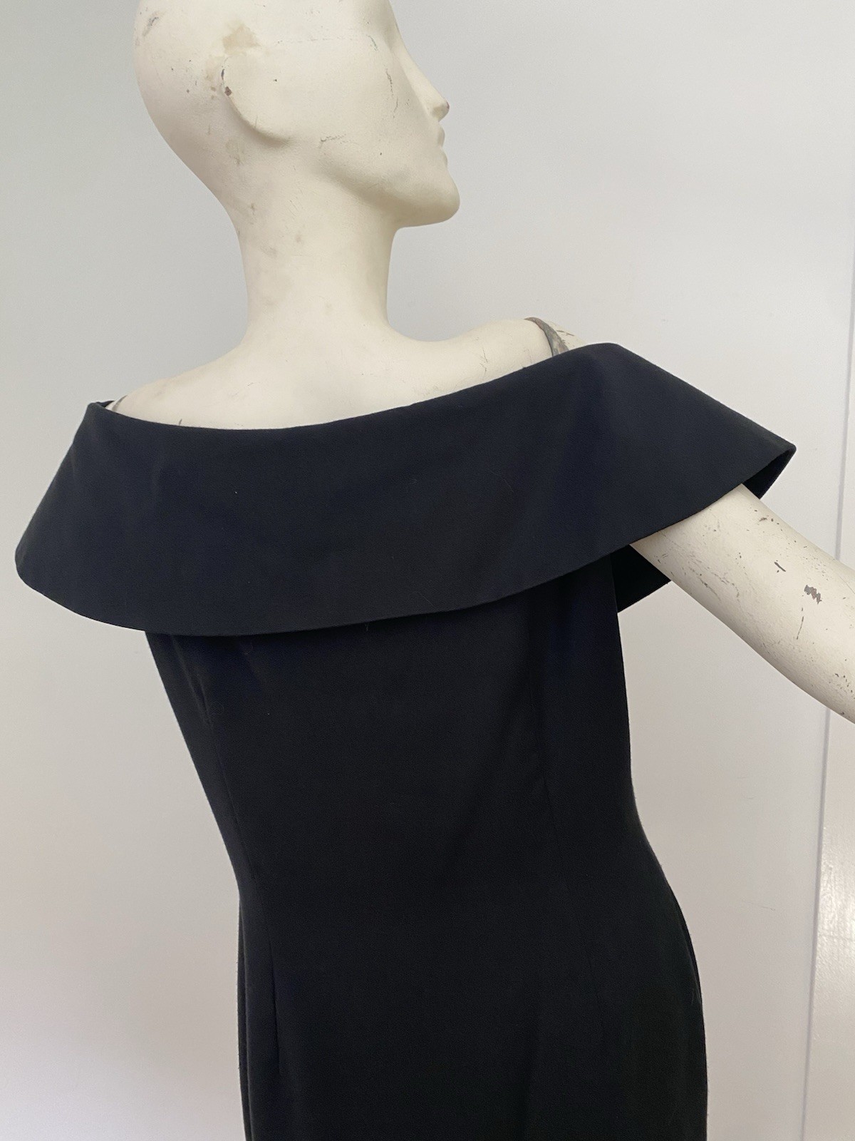 Vintage 80s Kathryn Conover NY USA Made Black Off Shoulder Button Up Dress Large
