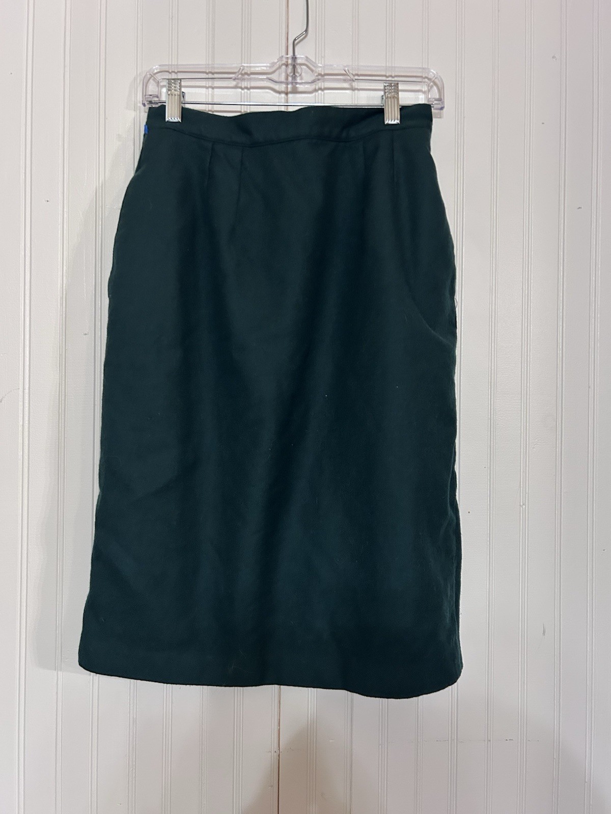 Vintage Green Wool Midi Skirt with Back Zip and Button Size 10 And Pleats