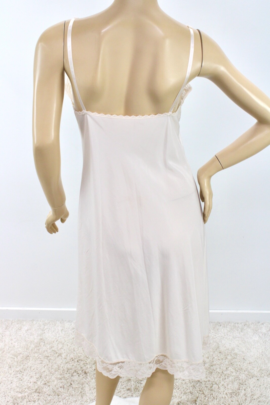 Vintage Barbizon Full Slip sz 36 Faintly Pink Nylon Poly Blend Lace Satin Straps